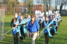 2015-4-27_026_Koningsdag taptoe Huizen